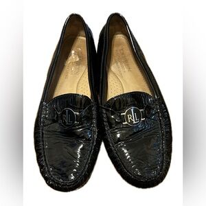 Lauren Ralph Lauren Carley slip-on driving loafer in black patent leather.